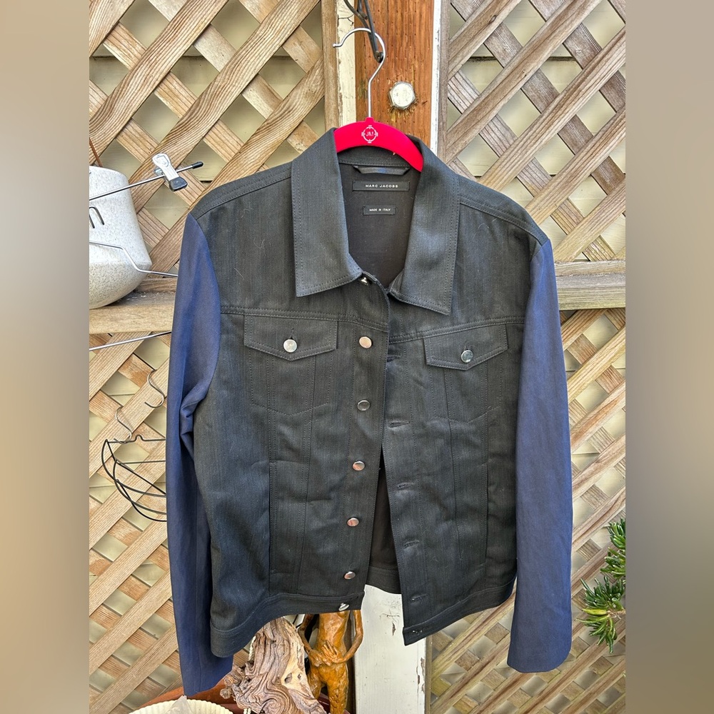 Marc Jacobs Trucker Jacket, dk blue denim bodice w/Mediu Blue Twill Sleeves Med.